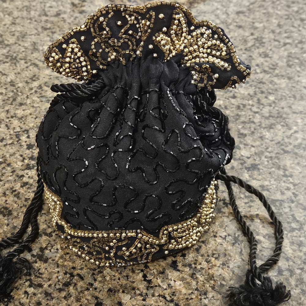Vintage Mary McFadden Black and Gold Beaded Collar And Satchel Accessory Set - Picture 7 of 8